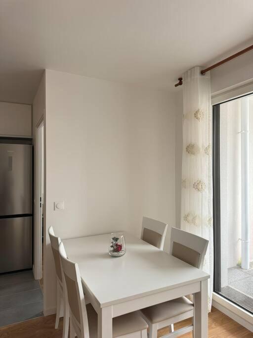 Appartement Moderne Avec Balcon Proche De Paris Aubervilliers Exterior foto